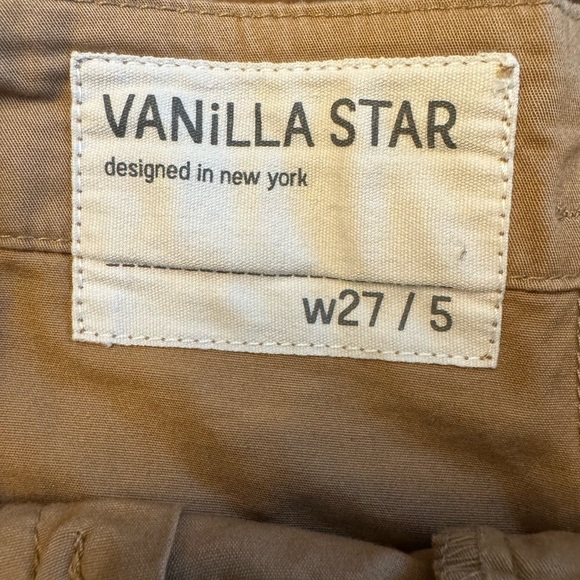 Vanilla Star Khaki Shorts, size 5 27”, NWOT - Picture 3 of 3
